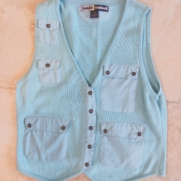 Golf Skort and Vest Set - Picture 5 of 5